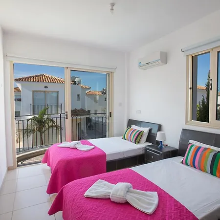 The Ultimate 5 Star Holiday In With Private Pool And Close To The Beach, 1292 빌라